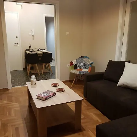 Katehaki Metro Flat